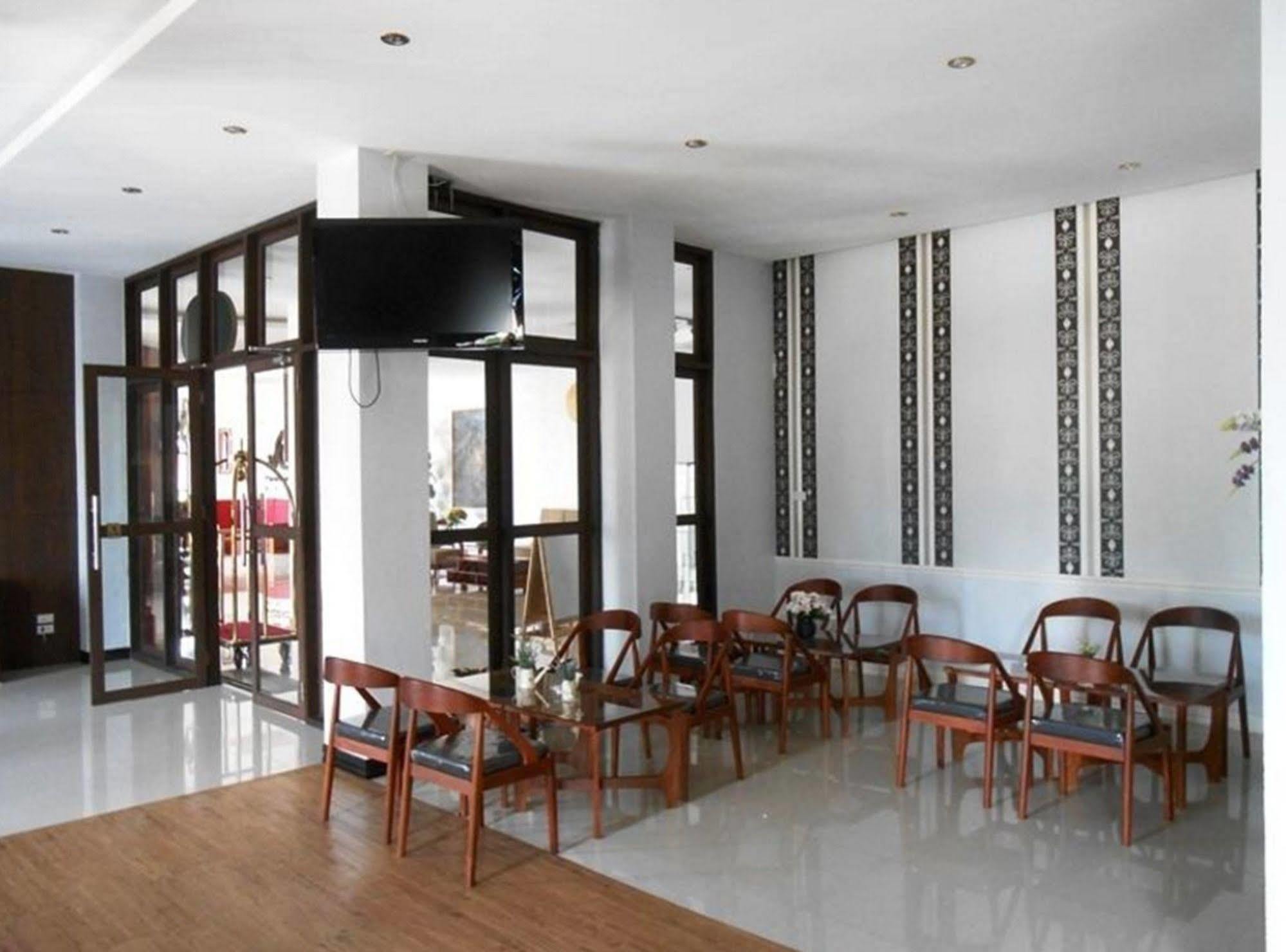 ויינטיאן Phonethip Plaza Hotel מראה חיצוני תמונה